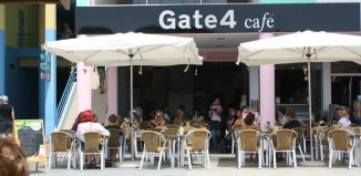 gate 4 café